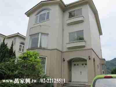 售新北市新店區秀岡山莊★B區唯一電梯別墅!!!★edoor萬家興別墅5,980萬